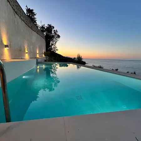 Pelagos Blue Zante فندق